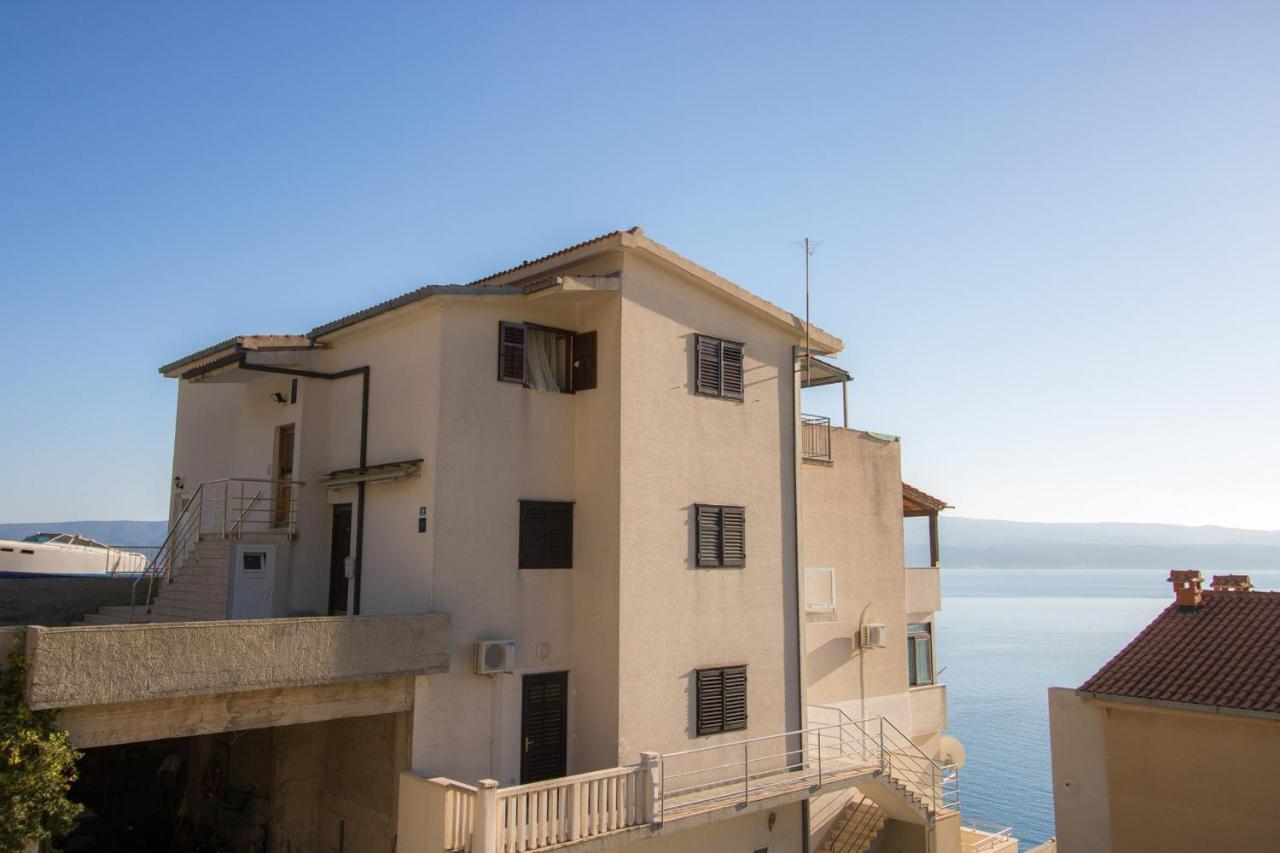 Appartement Leonarda à Omiš Extérieur photo