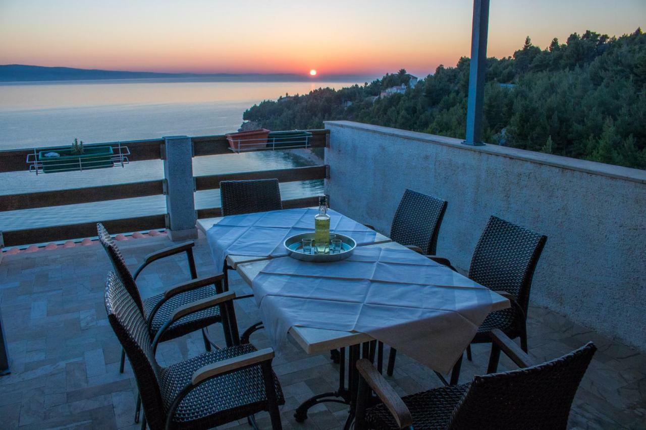 Appartement Leonarda à Omiš Extérieur photo