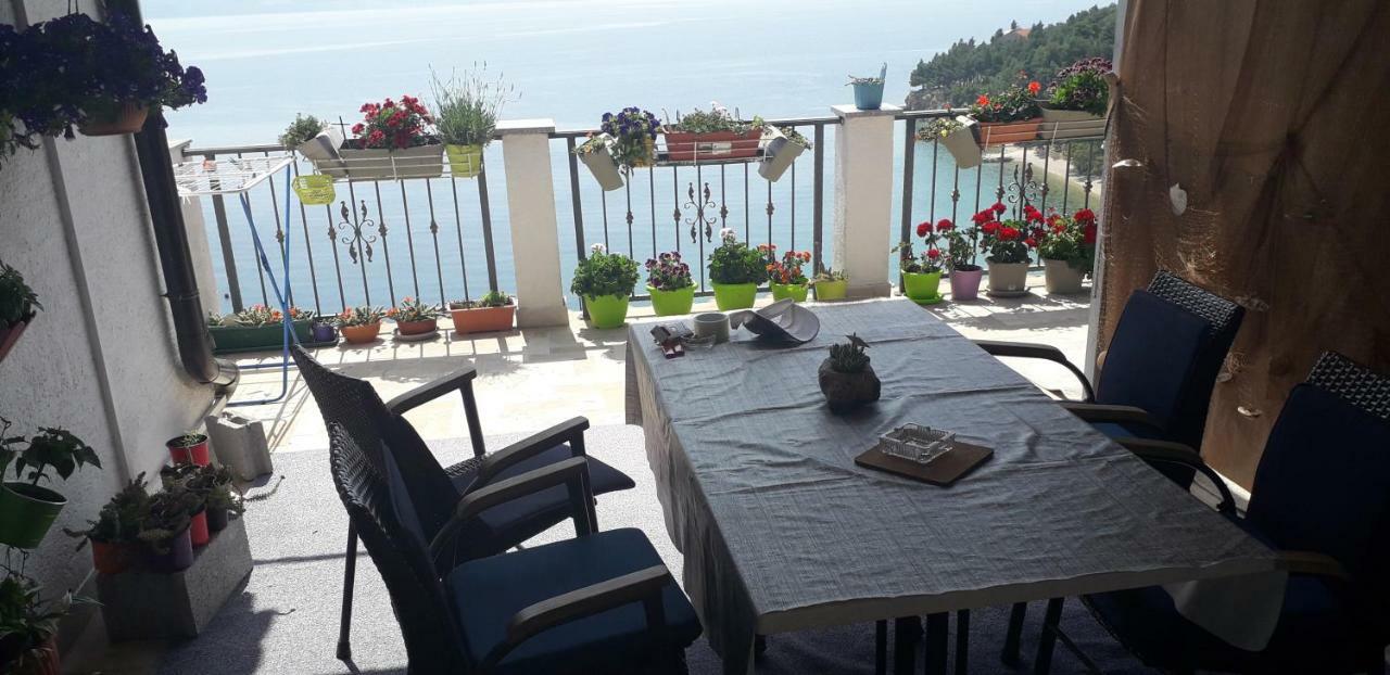 Appartement Leonarda à Omiš Extérieur photo